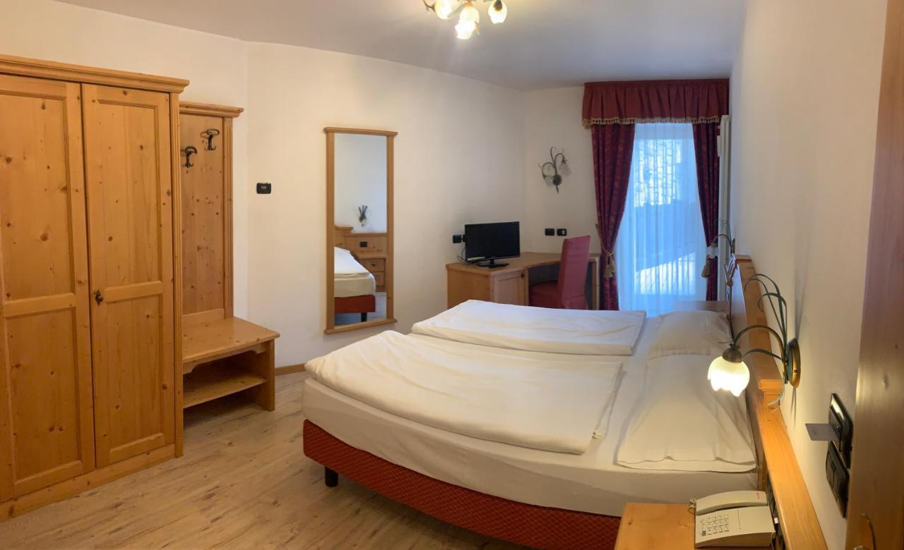 קאנזיי Hotel Laurin מראה חיצוני תמונה