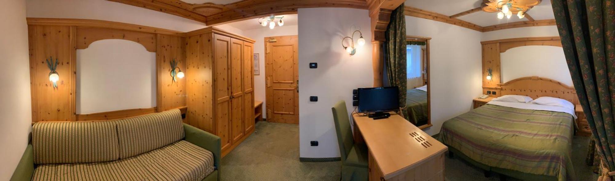קאנזיי Hotel Laurin מראה חיצוני תמונה