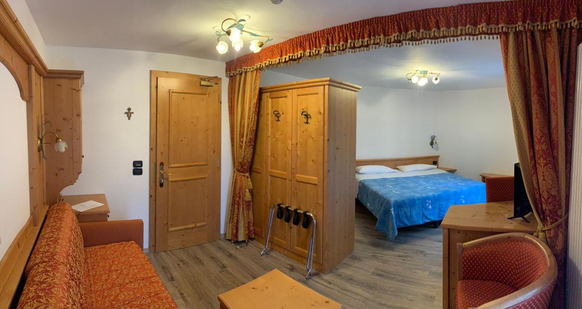 קאנזיי Hotel Laurin מראה חיצוני תמונה