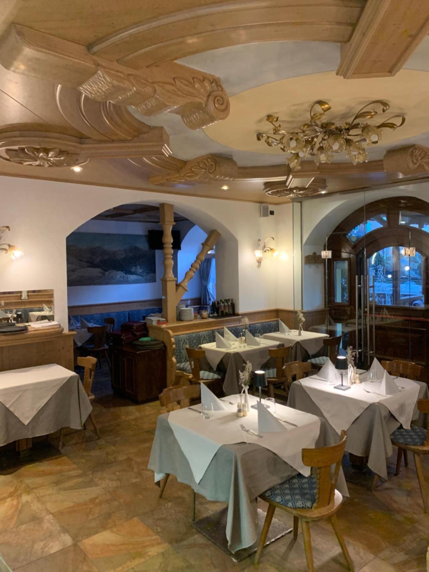 קאנזיי Hotel Laurin מראה חיצוני תמונה